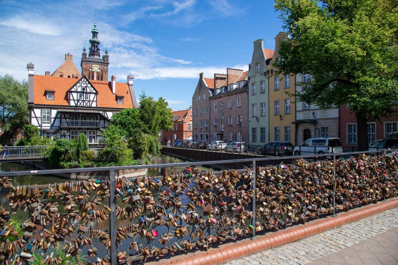 Maya'S Flats & Resorts 60 - Most Milosci Gdaňsk Exteriér fotografie