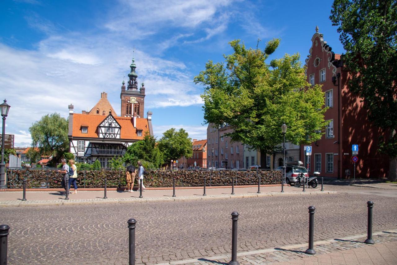 Maya'S Flats & Resorts 60 - Most Milosci Gdaňsk Exteriér fotografie
